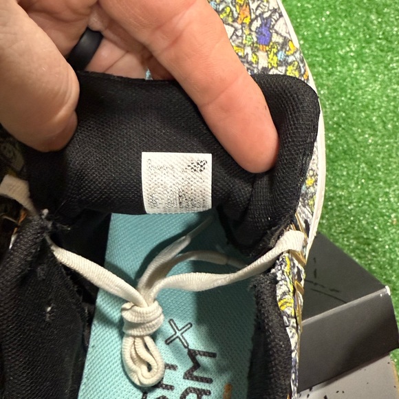 New Balance 1080 fresh foam Black and White Sneakers - Picture 5 of 6